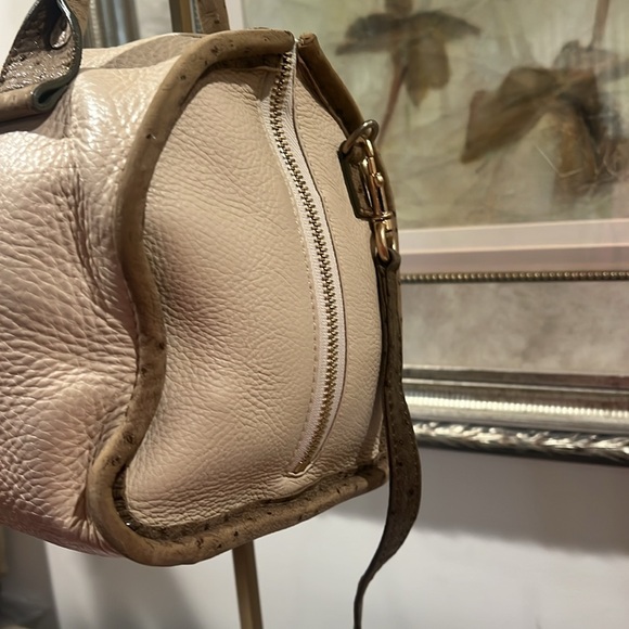 See By Chloe Off White Leather Handbag Crossbody EUC - Picture 4 of 17